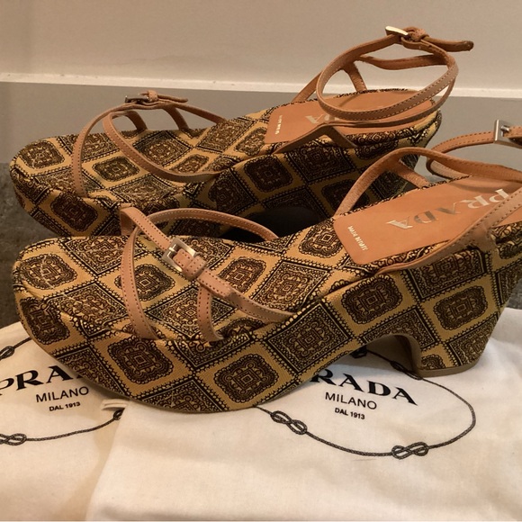 PRADA Canapa England Multicolor Platform Sandals - Picture 4 of 8